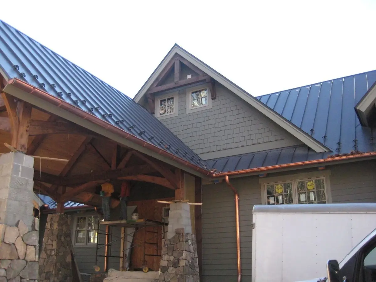 Craftsman Roofing team delivering quality roofing work in Juntunen Acres